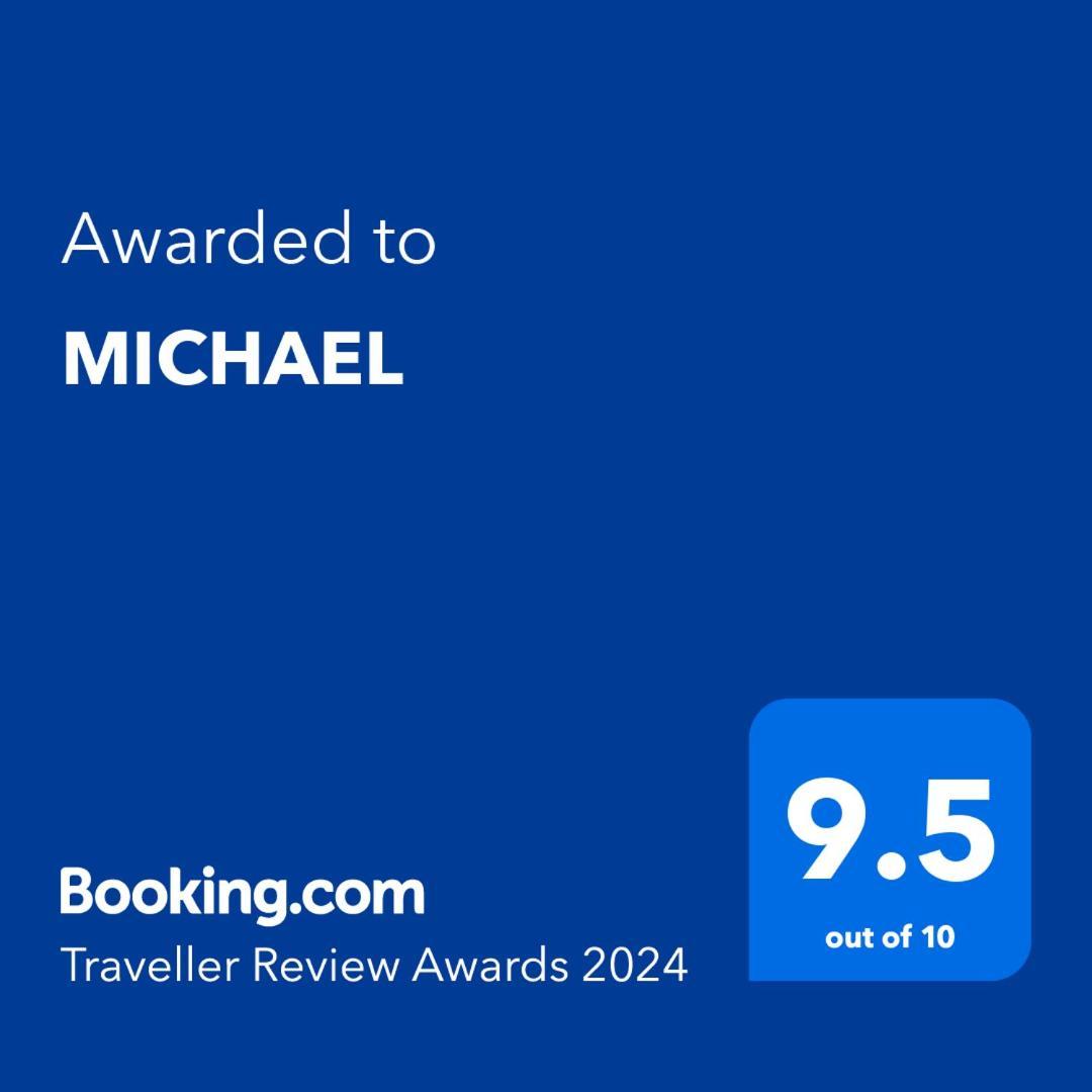 Michael Apartman Galac Kültér fotó